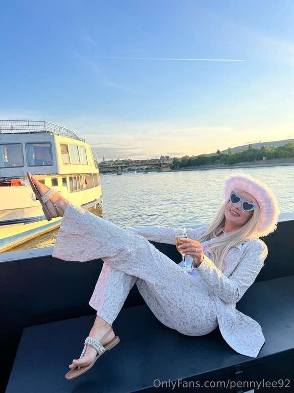 I have been away on my hen do!! Will get to everyone asap!! ..