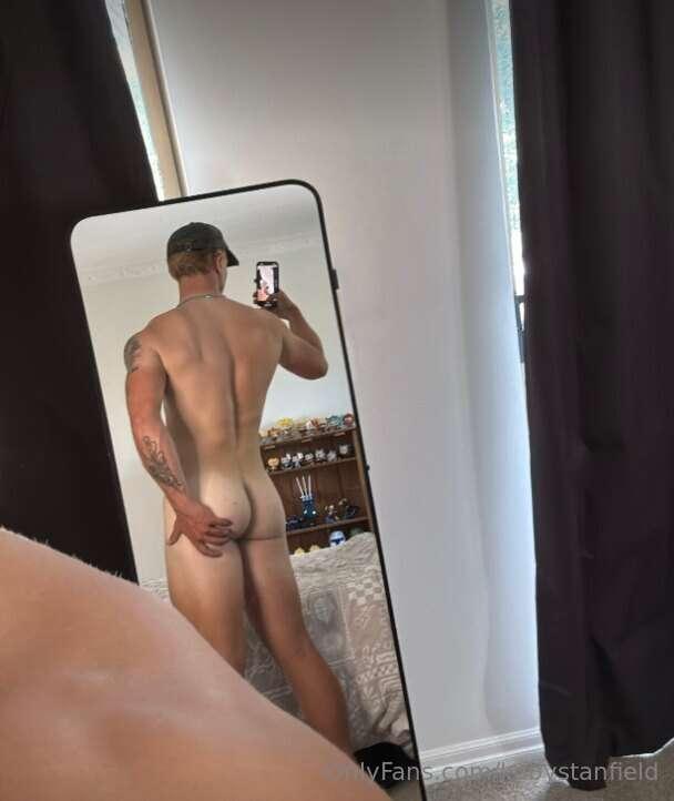 Ready to make you drool over my backside 🍑
