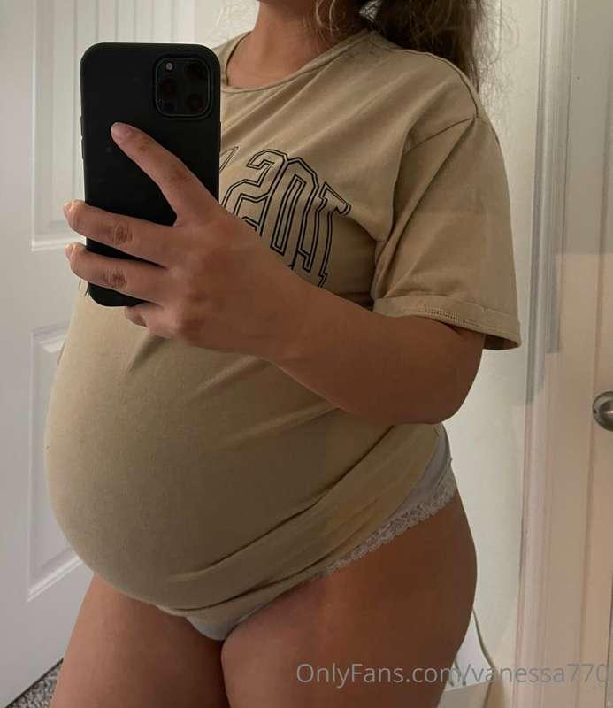38 weeks tomorrow 🥰