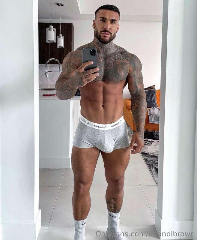Hi