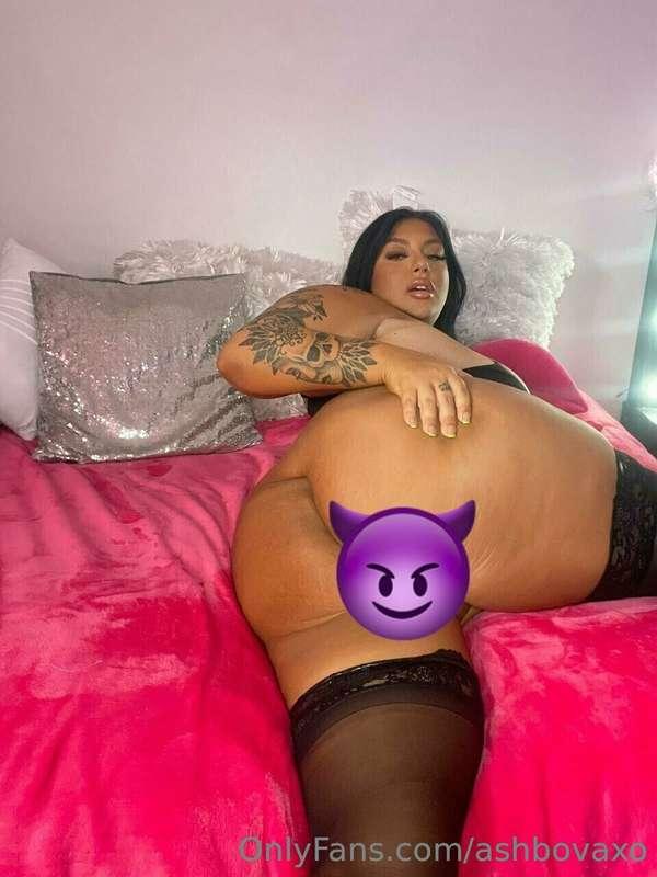 I could really use a spanking today baby 😈