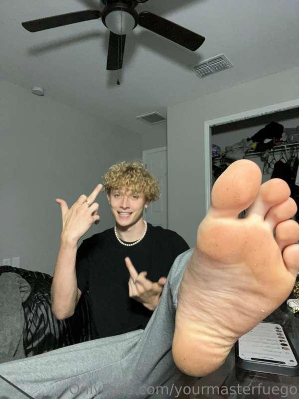 You can’t resist my Alpha Feet!