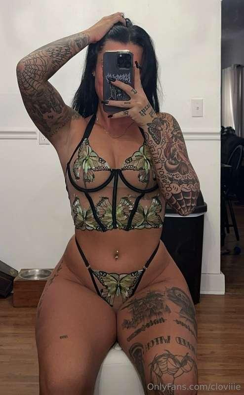 Cam you handle my wild side? 😈