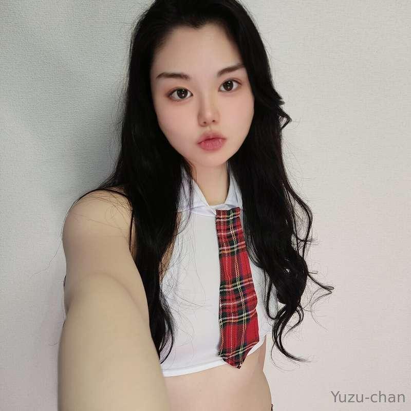 😈
