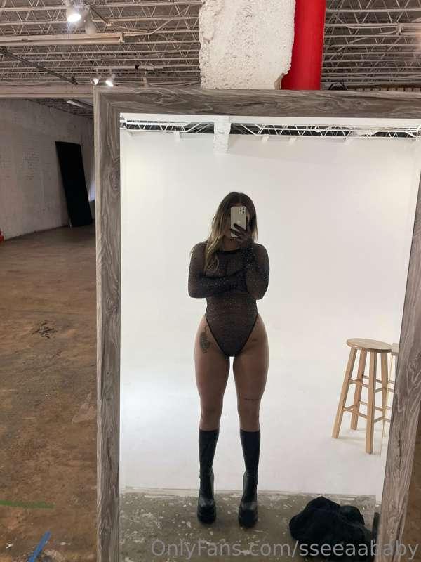 thick thighs save livesss