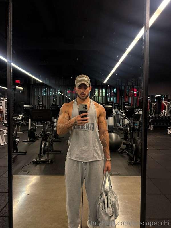 My happy place 🔥Check your DMs in 1 hour for my BEST MARCH D..