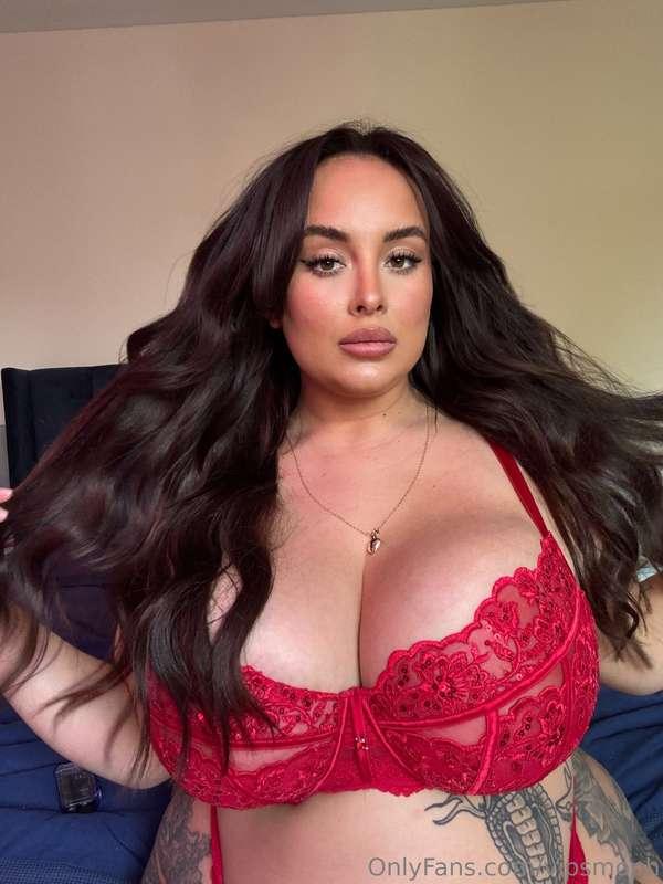Swipe to the end for titties 😉 