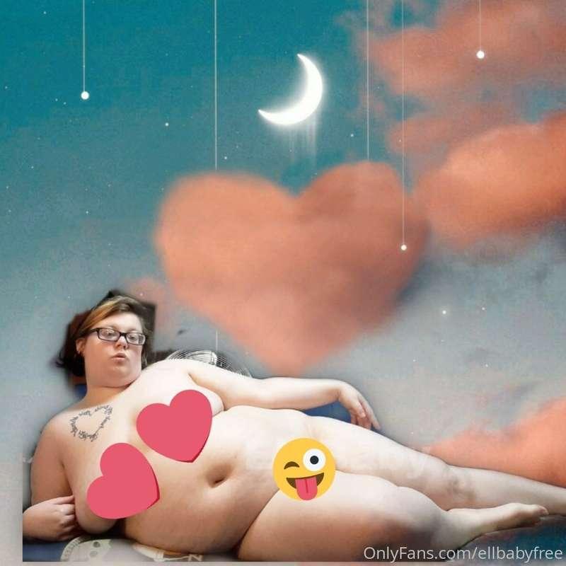 I'm a beautiful piece of art! 
Onlyfans.com/ellbabyvip