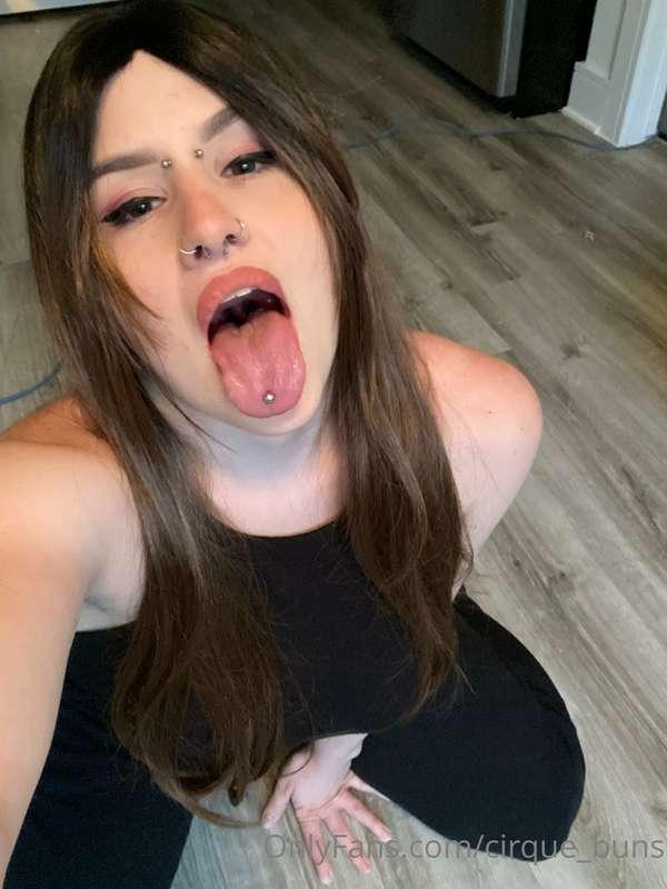 Some VERY exciting news for this weekendddd
.
I got home fro..