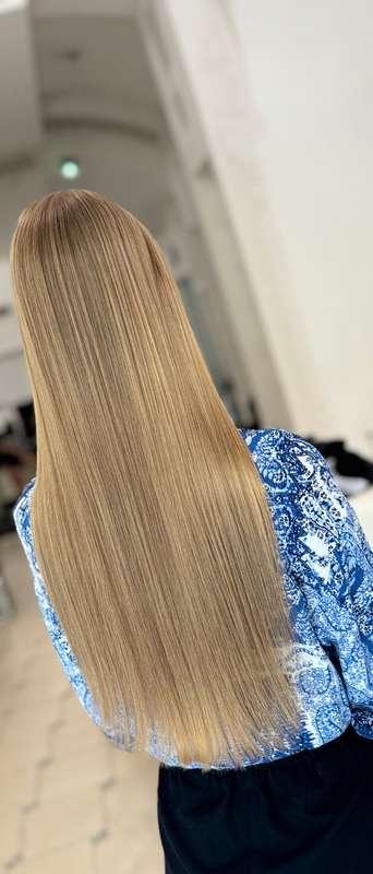 Love to have my hair stroke , even by the hairdresser ✂️