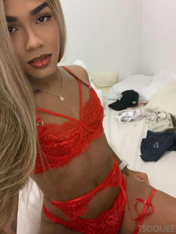 Hi baby, do you like my red dress?