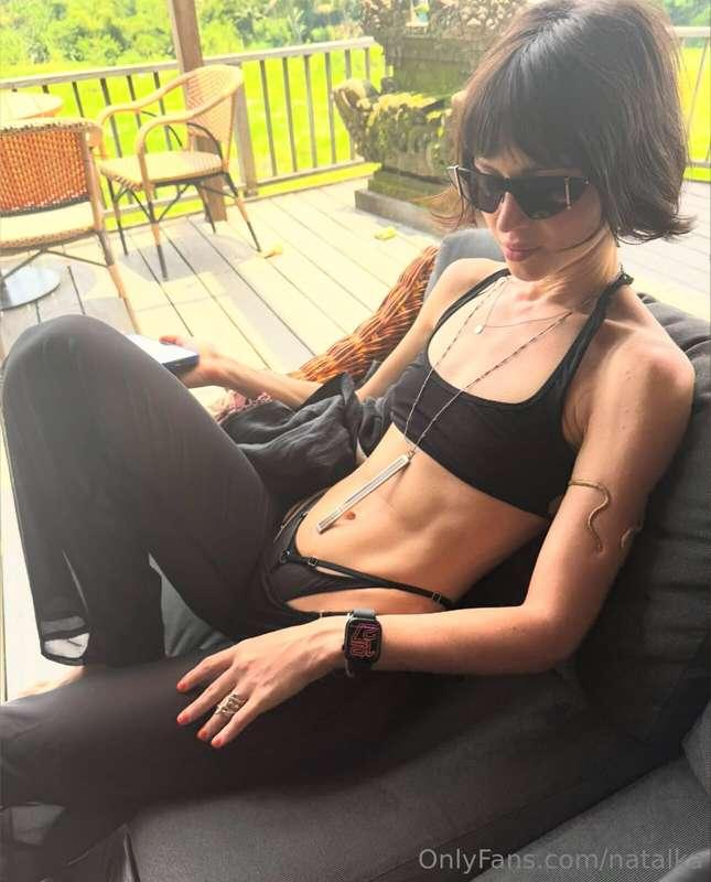 let`s chill together?🥰