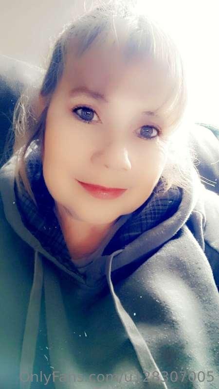 Well good morning 💕 wanted to say thank you for following me..
