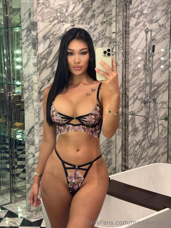 can you handle me like that? 💋