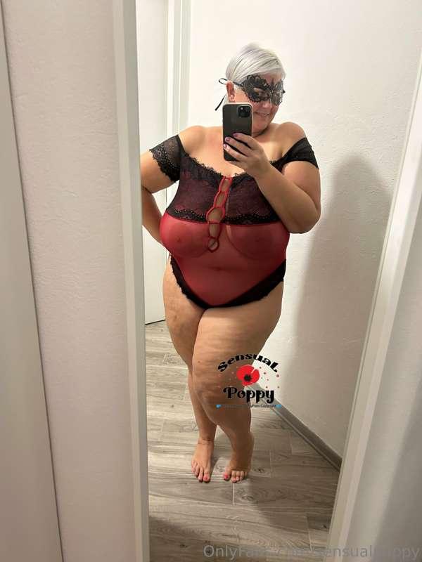 happy Friday evening and be good that your busty girl is che..