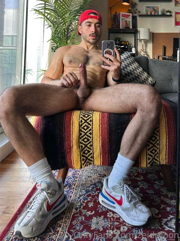 Think it’s time for a new solo video? 👀🍆