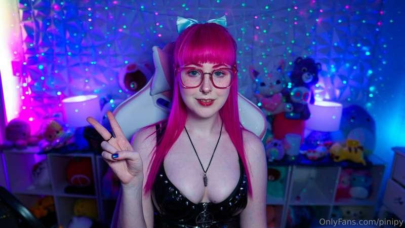 🔴LIVE NOW ON TWITCH🔴

I fly to Japan in a few hours for A MO..