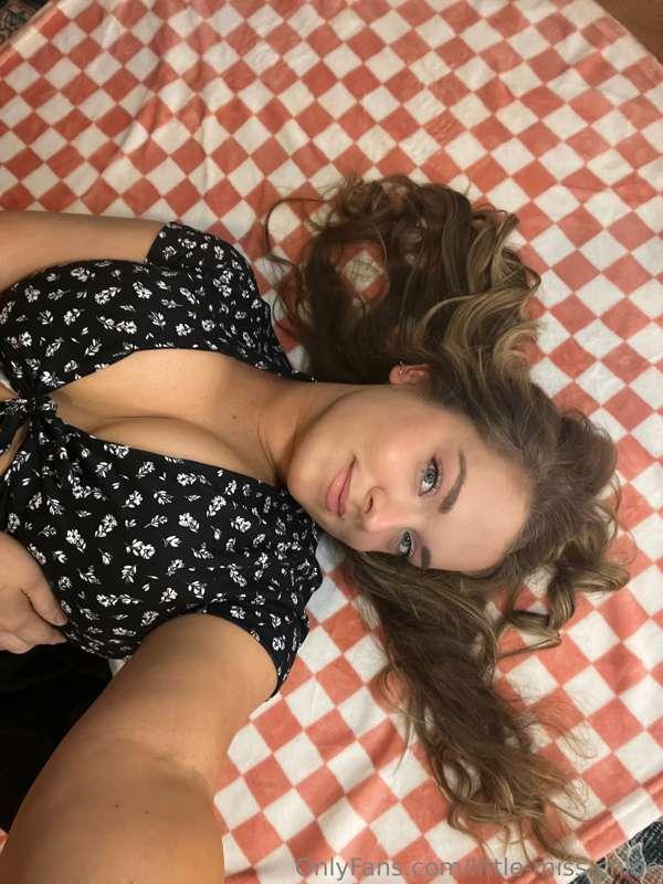 🌸🌸 Just being me, Chloe 🌸🌸