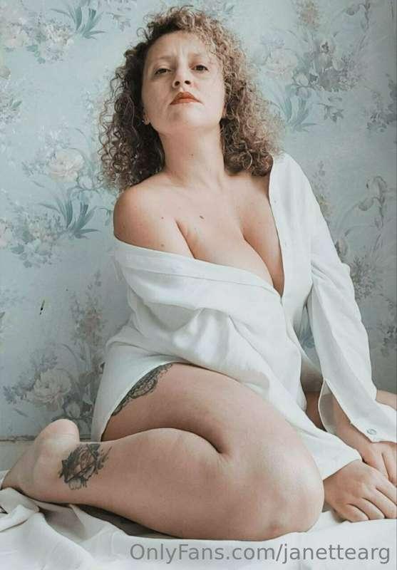🆓️ 🆓️ @frencisblush 🆓️ 🆓️ 

Tell me... what do you imagine t..