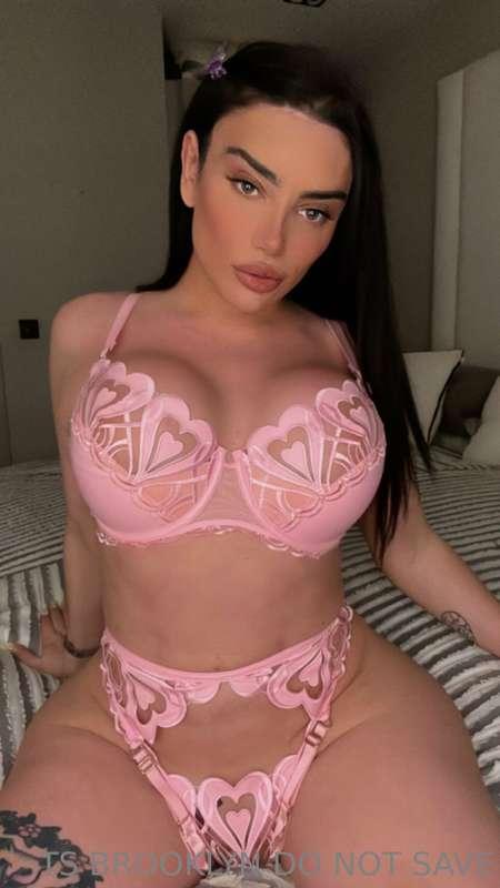 ## 𝕯𝖔 𝖞𝖔𝖚 𝖑𝖔𝖛𝖊 𝖒𝖊 🥹?