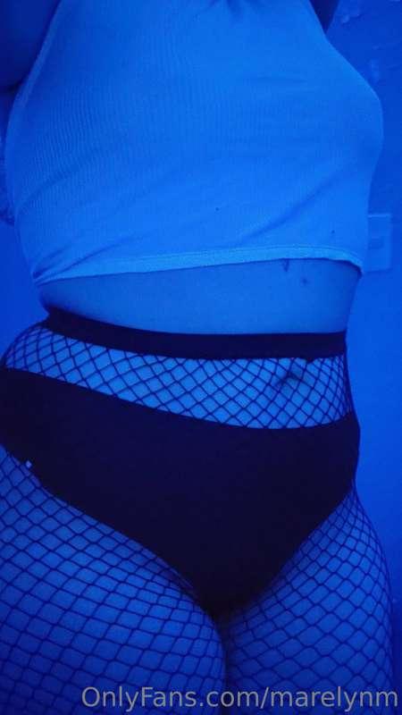 Si Cres que tengo mucha ropa solo pídeme lo sin ropita.  Por..