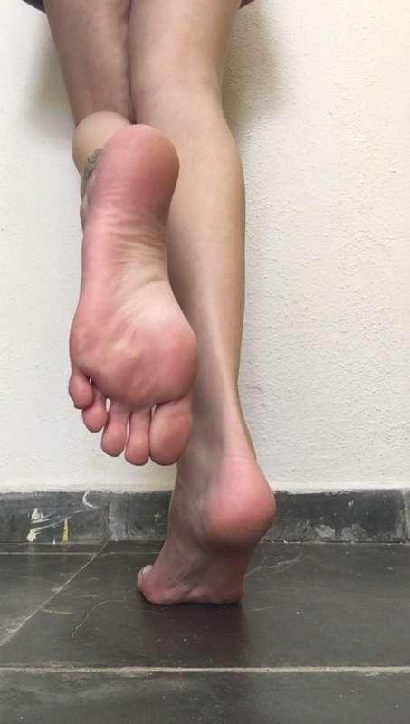 akamefeet main image