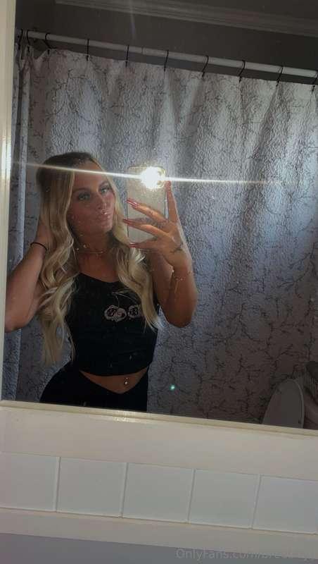 Can you stay up all night with me? 😴 