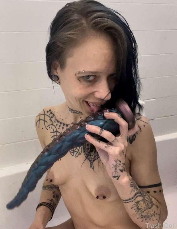 trashdoll image #2