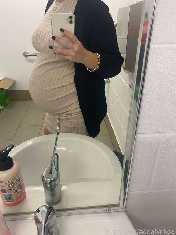 You asked for work pics, well enjoy these 😘
Cheeky pussy pics and video to come later today😻


#fyp #tits #milk #lactation #preggo #preggoporn #pregnant #pregnancy #bump #bigbelly #horny #fetish #breedingfetish #mommyfetish #mommy #natural #naturaltits