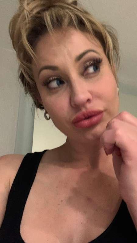 Actual photo of me deciding if it's Anal today, or Blowjob....