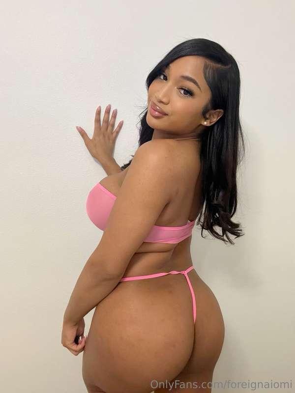 Looking this good should be a full-time job… am I hired? 😘