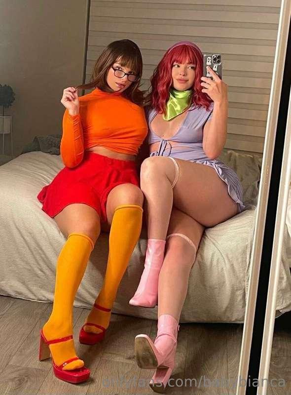ONLY THE FIRST 3 PEOPLE TO TIP $10 GET THE VELMA & DAPHNE FU..