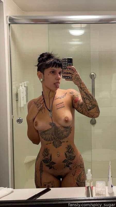 Took a little trip to get tattooed on Monday, wanna see what I got? It’s huuuge and on my side
#fyp #nudes #tattooed #alternative #amateur #travel #naked #smalltits