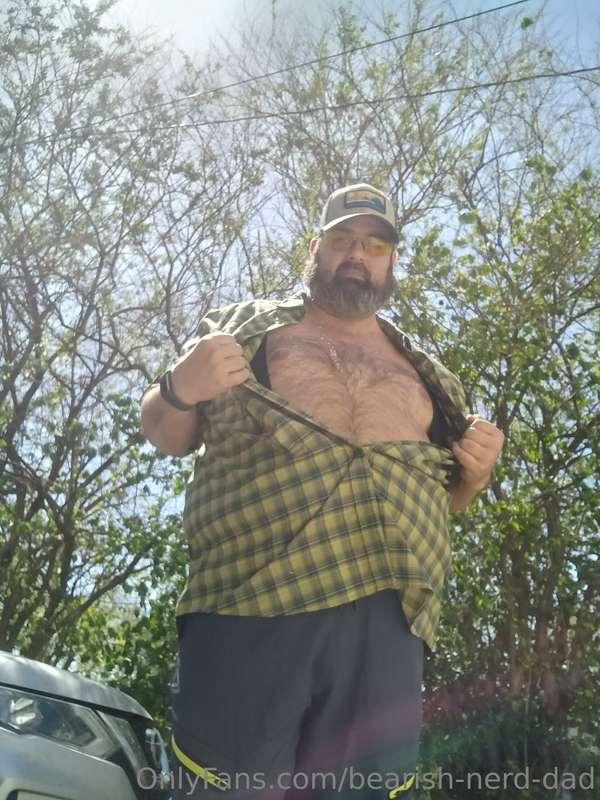 bearish-nerd-dad image #0