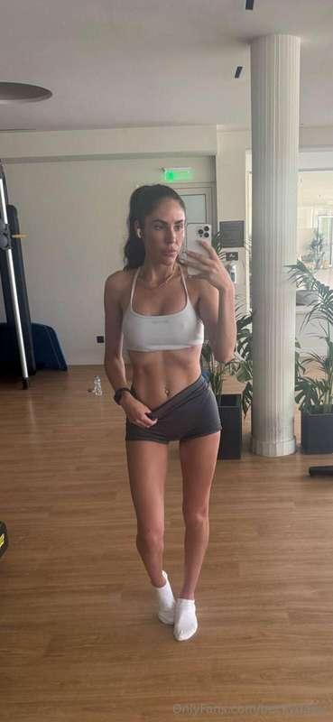 Workout done , wanna make me sweat some more with a differen..