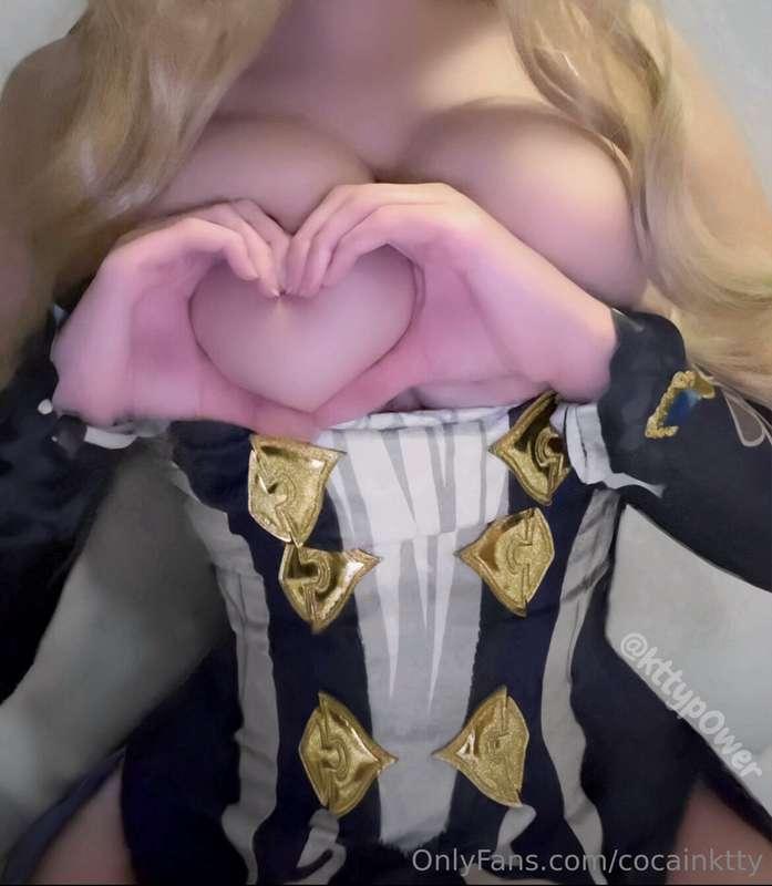 <3