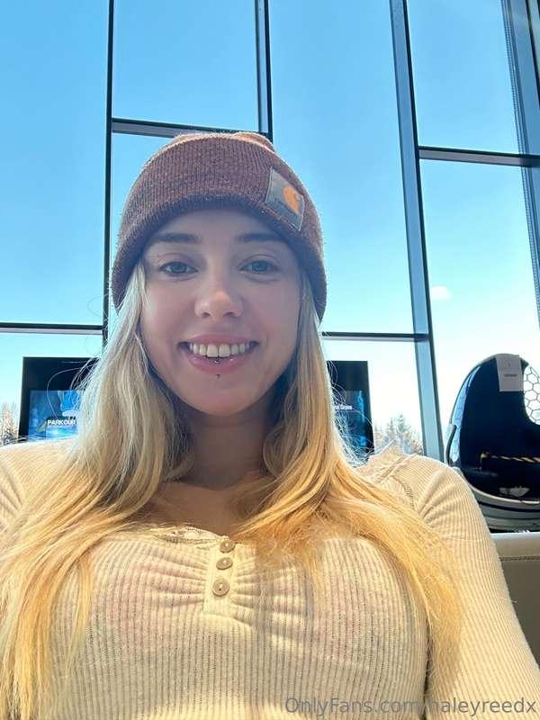I just wanted to say hi :) 