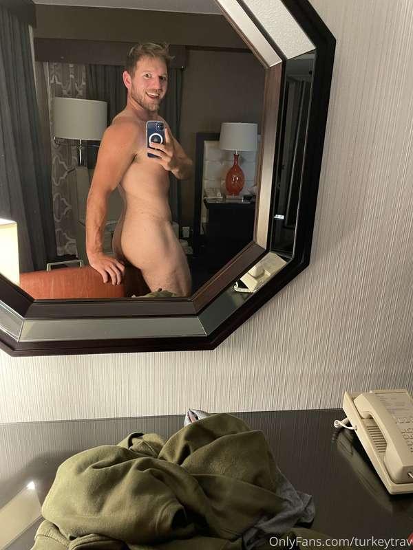 Hotels are fun 😏
