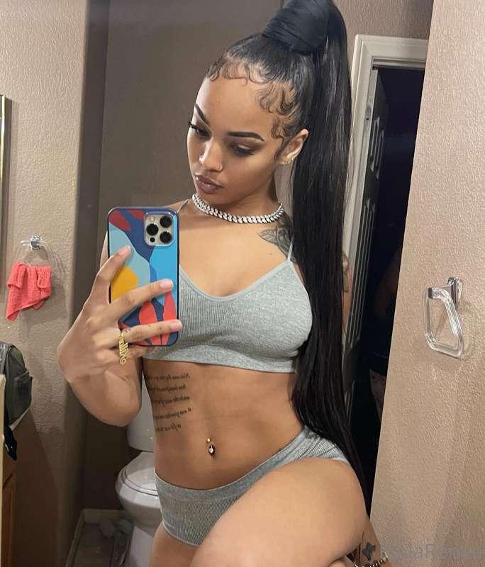 Hey my loves 😏
