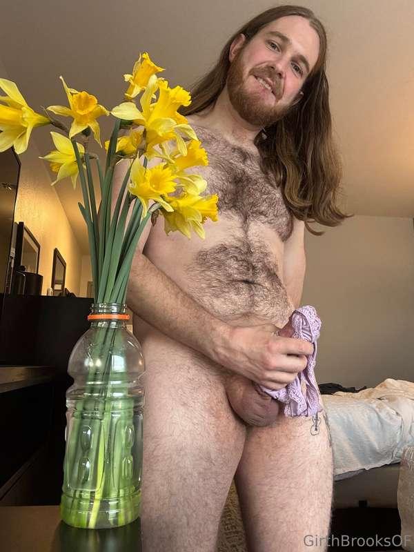 girthbrooksof image #1