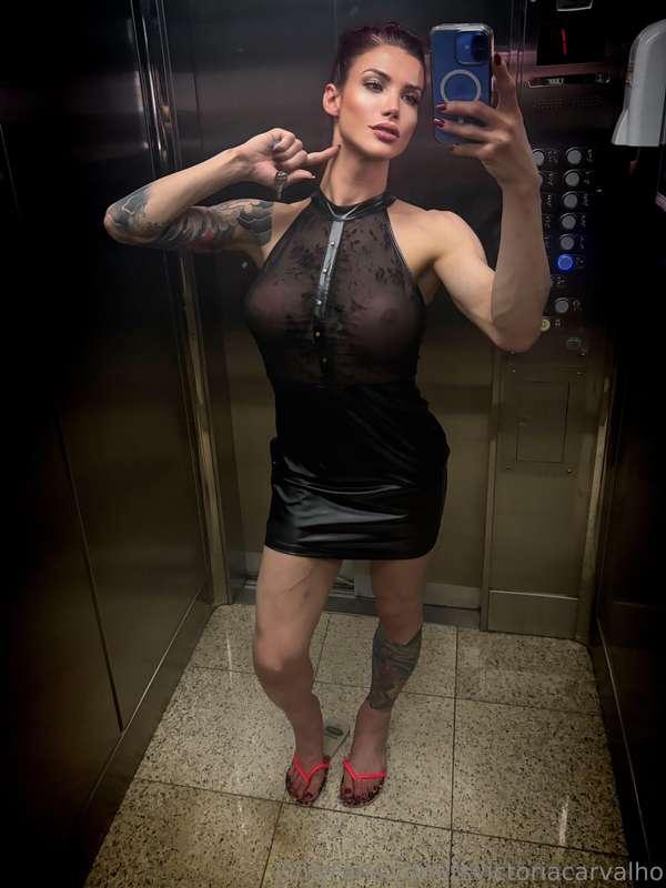 Mirror says I’m trouble. DM me if you're ready to play 😈