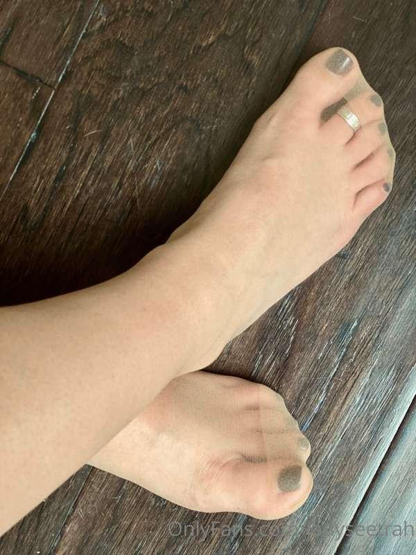 What would you rate these pantyhose?