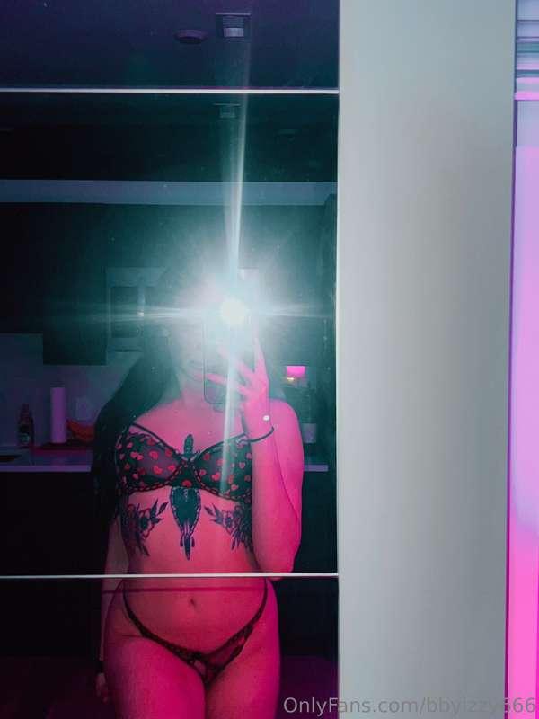 what time would be best for a live stream? 
if anything i co..