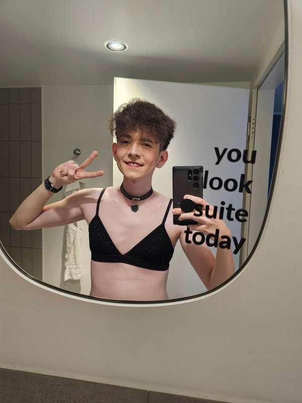 prettyboi2000x image #21