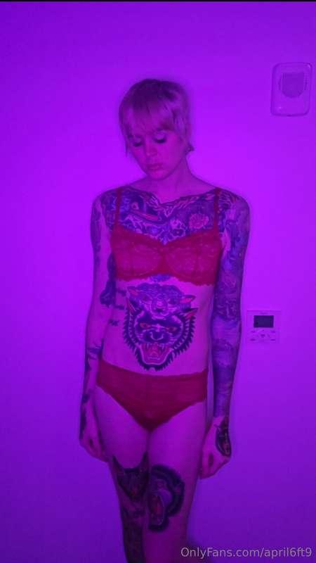 Do you like me in red?