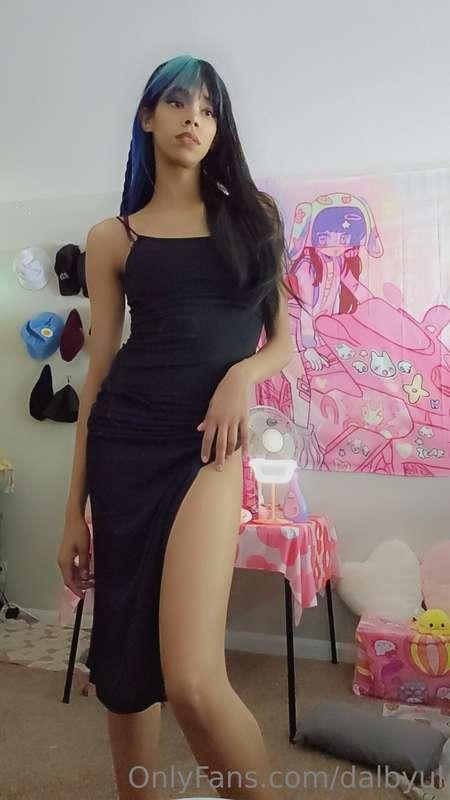 Just some small peeking ass shots just to make sure you're w..