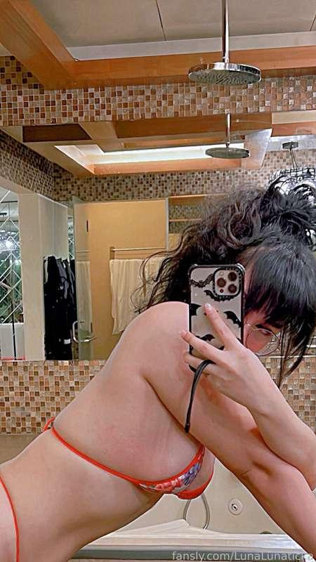 lunalunaticka image #2