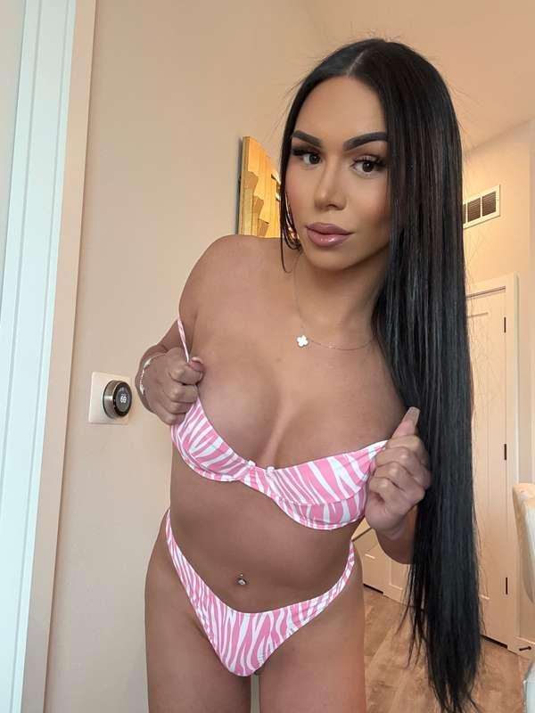 Where are you cumming?💦1.On my tits🍒2.On my face😜