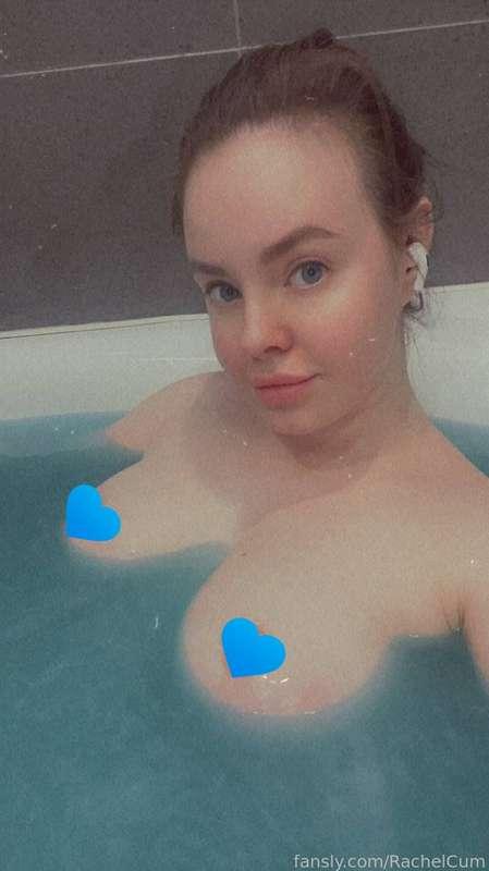 rachelcum image #1