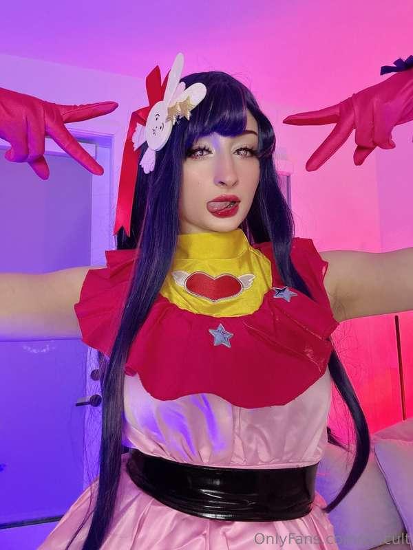 drop the song you've been listening to the most in the comme..